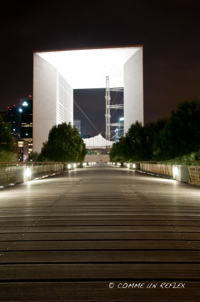 Première de la série photo La Défense by night.