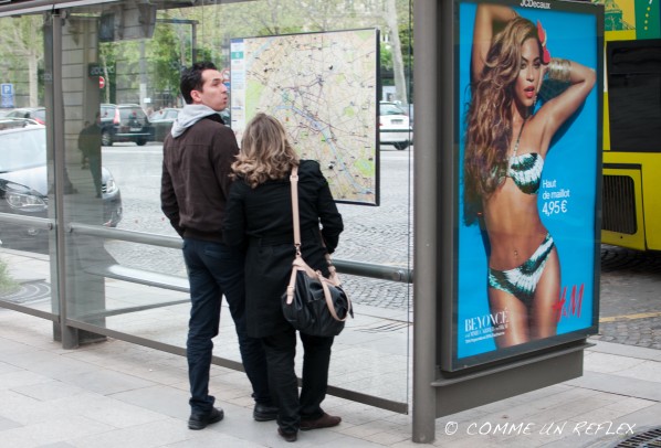 Beyoncé égérie d'H&M visible dans les encarts publicitaires parisien.Photo-pele-mele-3 7844